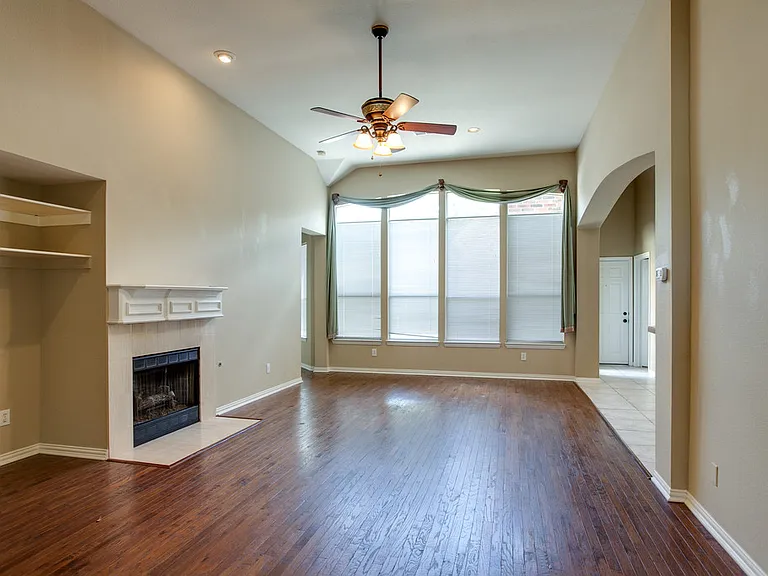 2221 Briary Trace Ct — Photo 5
