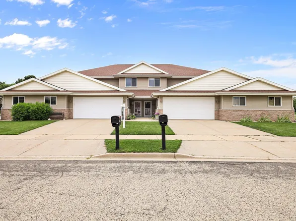 194 Valley Dr, Lodi, WI 53555