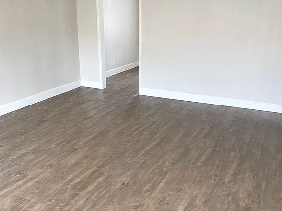 5th image of 116 S Orange Ave #10315341
