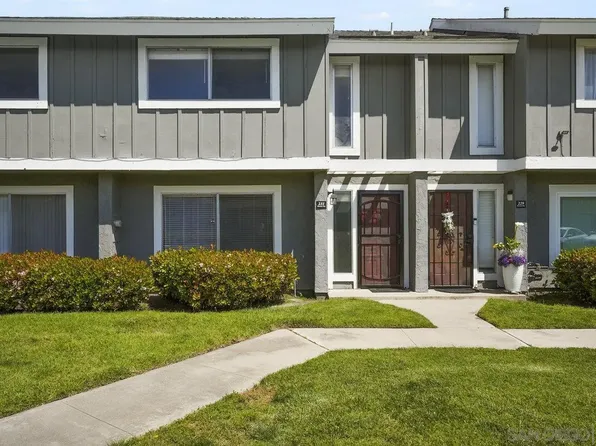 231 Blossom Way, Oceanside, CA 92058