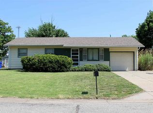 952 Sycamore Pl, McPherson, KS 67460