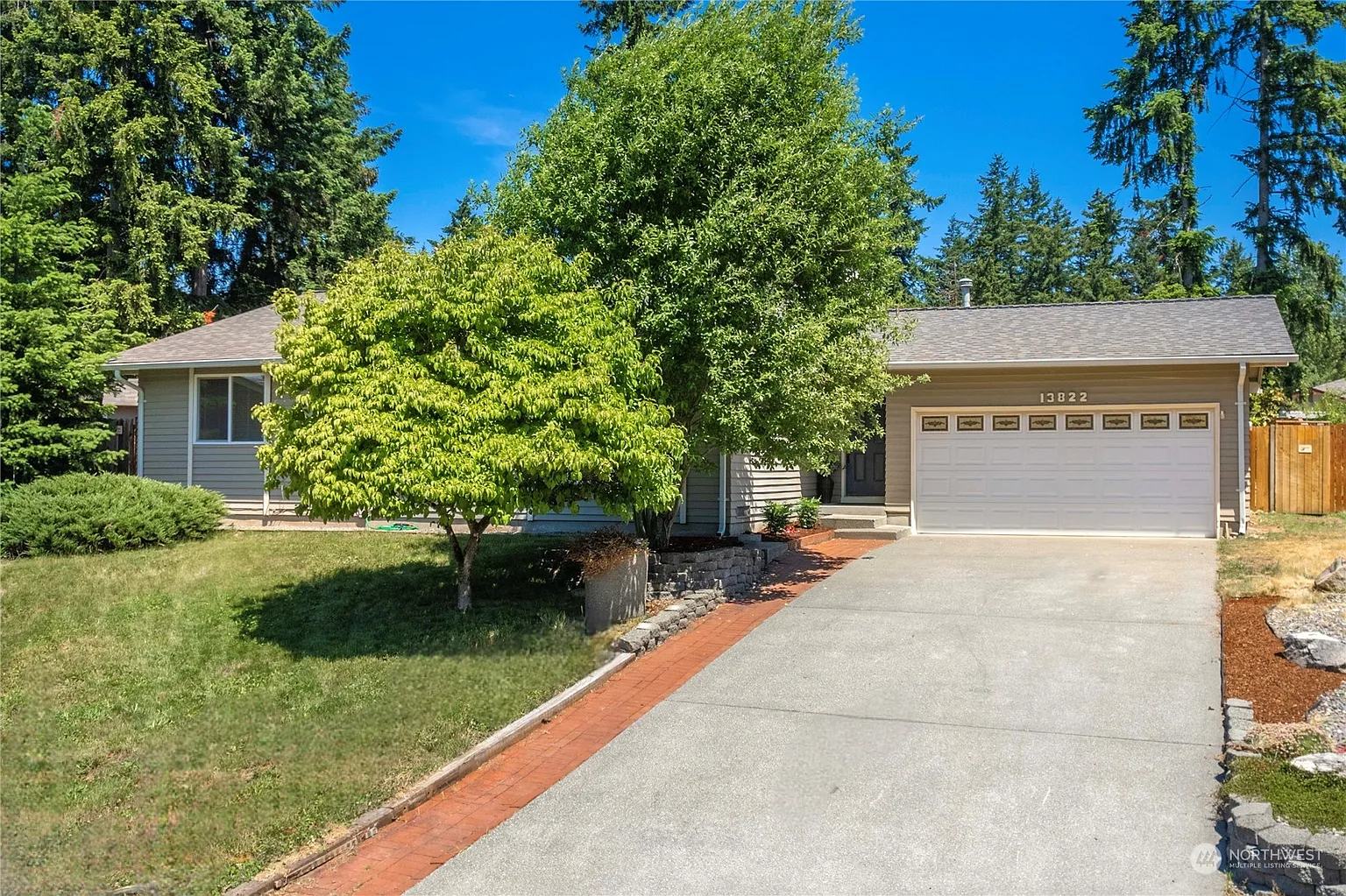 13822 SE 163rd Street photo 1
