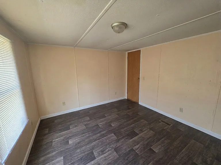 Swan Lake - Rent to Own — Photo 17