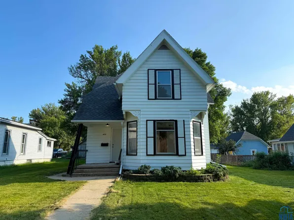 420 Main St, Akron, IA 51001