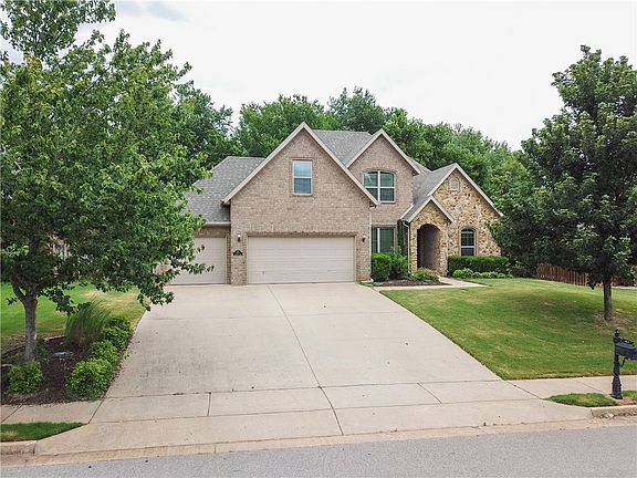 2nd image of 1671 Quailridge Way