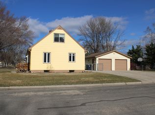 709 W 6th St, Morris, MN 56267
