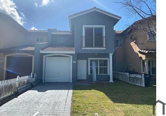 1st image of 770 SW 6th Ave