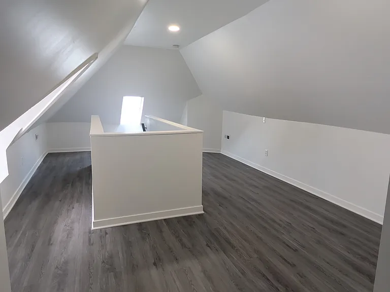 2622 N Central Park Ave #2 — Photo 2