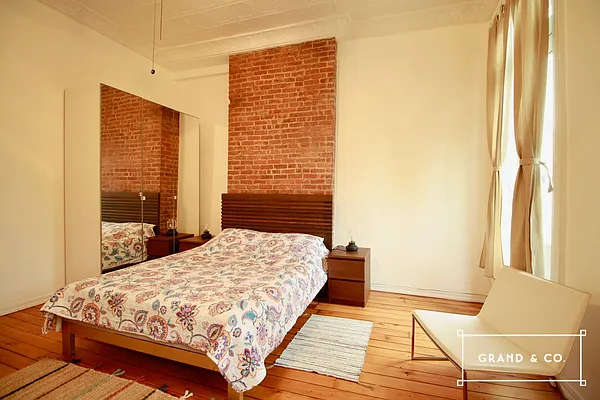 Rented by Grand & Co. | media 17