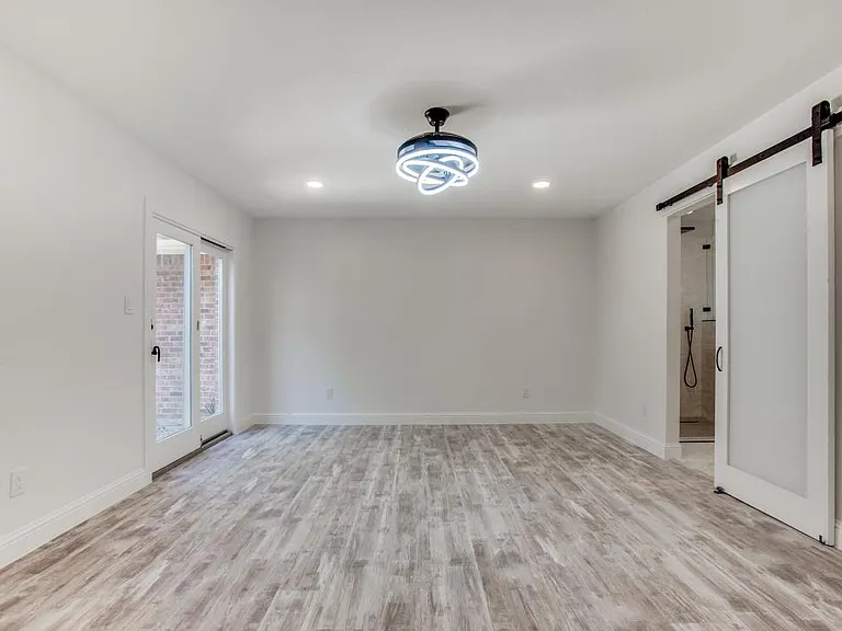 2156 Kessler Ct #27 — Photo 9