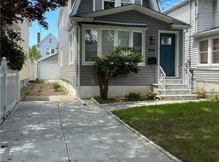91-14 218th St, Queens Village, NY 11428