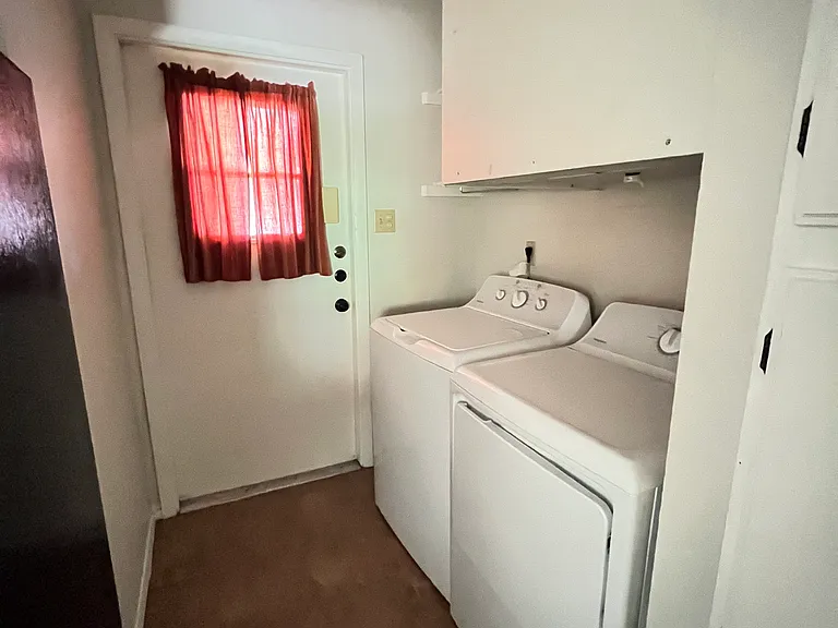 314-316 Craddock Ave — Photo 5