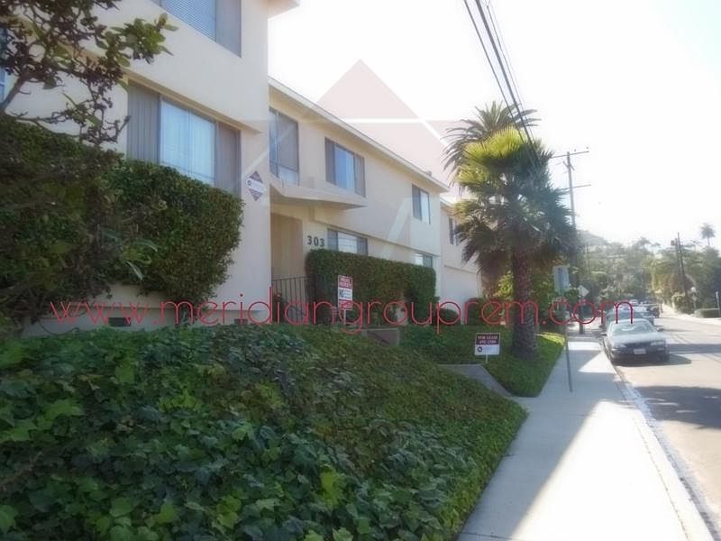 1st image of 303 Loma Alta Dr APT 4