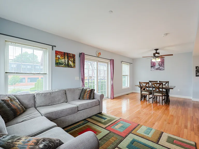 7 W Church St #4 — Photo 7