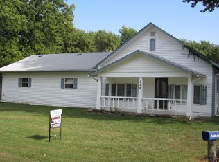 326 12th St, Ogden, KS 66517