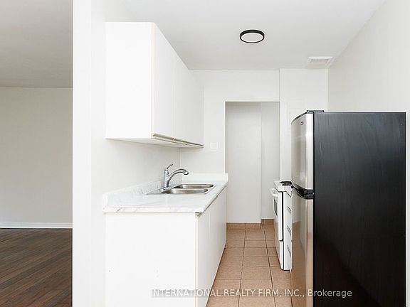 5th image of 93 High St #204