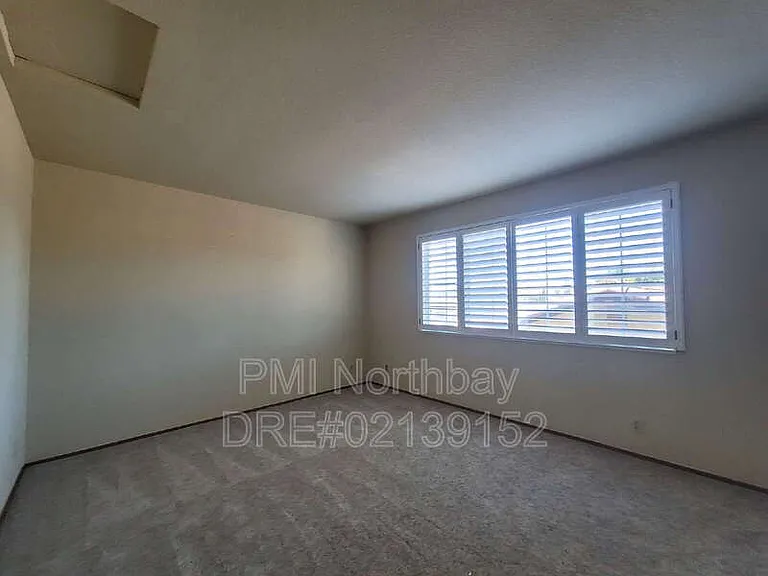 2842 Vista Grande — Photo 11
