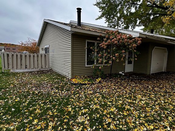 2nd image of 3603 Lana Ln #La3603