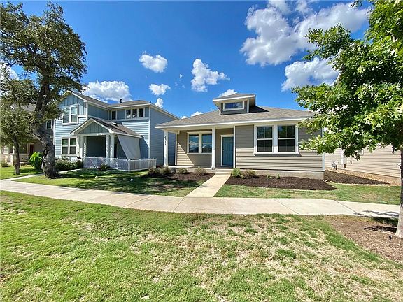 3rd image of 2112 Pecan Island Dr