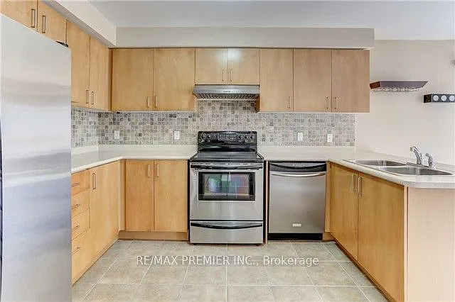 4 bed, $3,700 — Photo 4