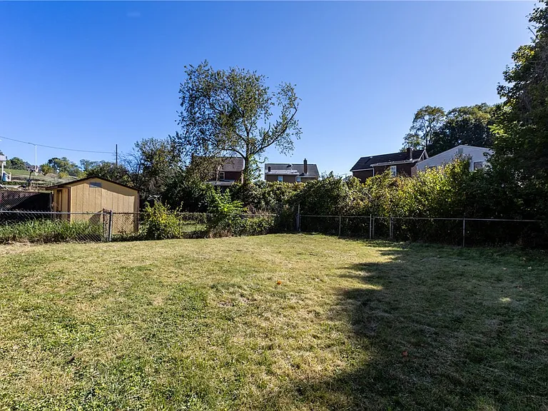 3065 Latonia Ave — Photo 31