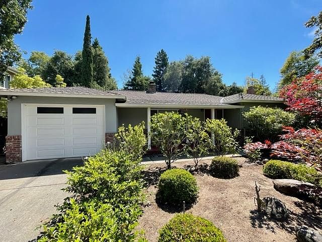 1st image of 3852 Magnolia Dr