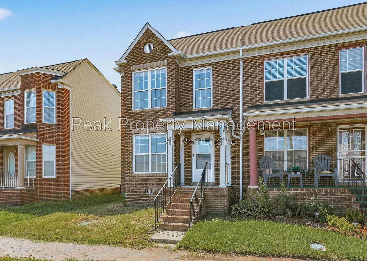 3 bed, 1.5 bath, 1232 sqft, $2,200 — Photo 1