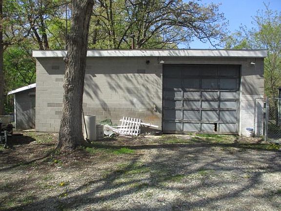 3rd image of 3115 231st St