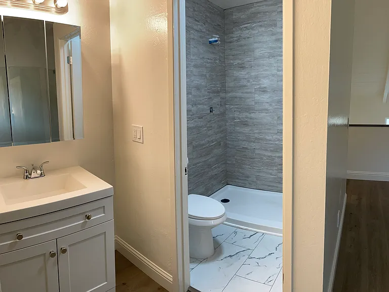 238 Montecito Ave — Photo 11