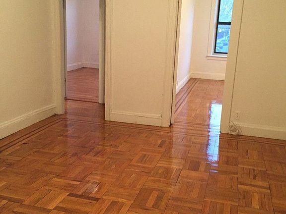 3rd image of 6118 43rd Ave APT 4D