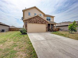 518 Luna Vista Dr, Hutto, TX 78634