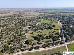 859 County Road 284, Flatonia, TX 78941