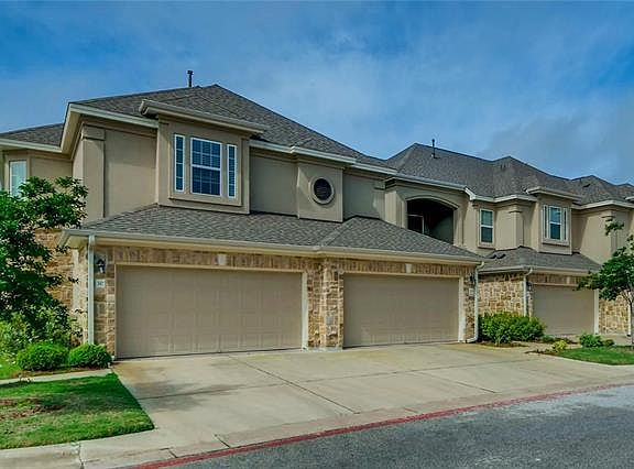3rd image of 1101 Parmer Ln APT 318