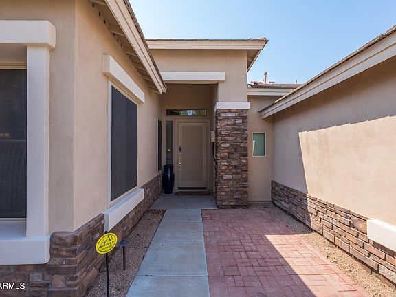 3rd image of 7433 E Santa Catalina Dr