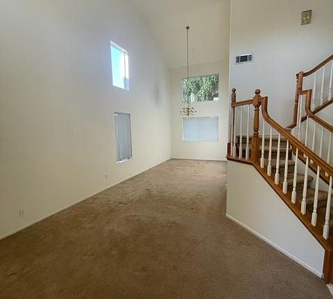 5th image of 1197 Phelps Ave