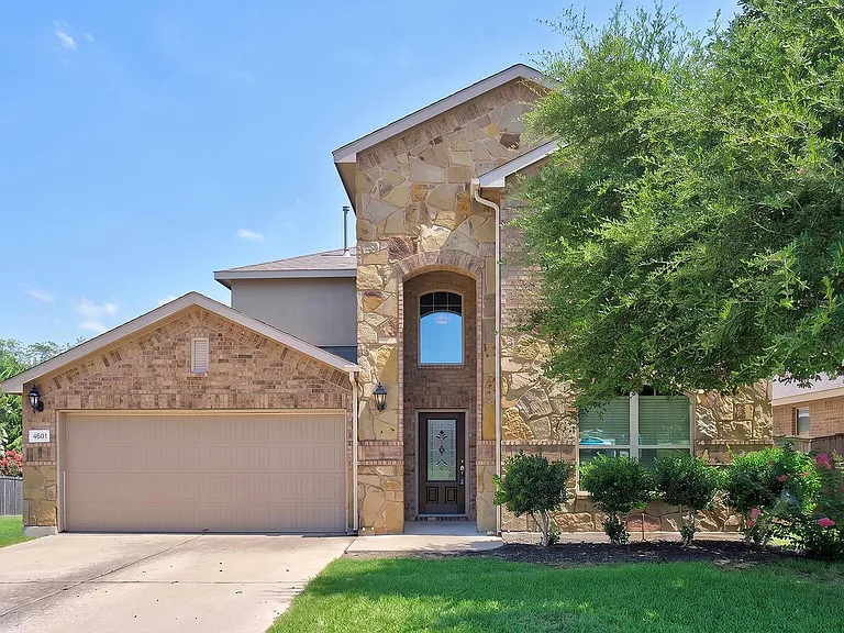 4601 Chestnut Meadows Bnd — Photo 2