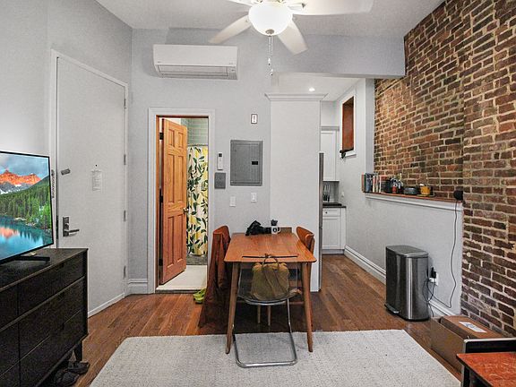 4th image of 1093 Dean St APT 3