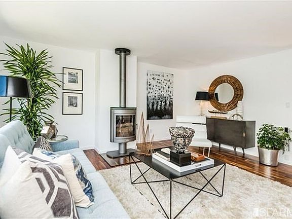 2nd image of 3046 Jackson St #3046D