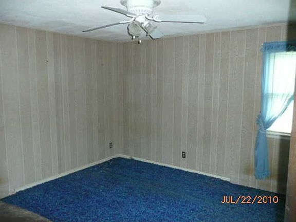 5th image of 14035 W 299th St