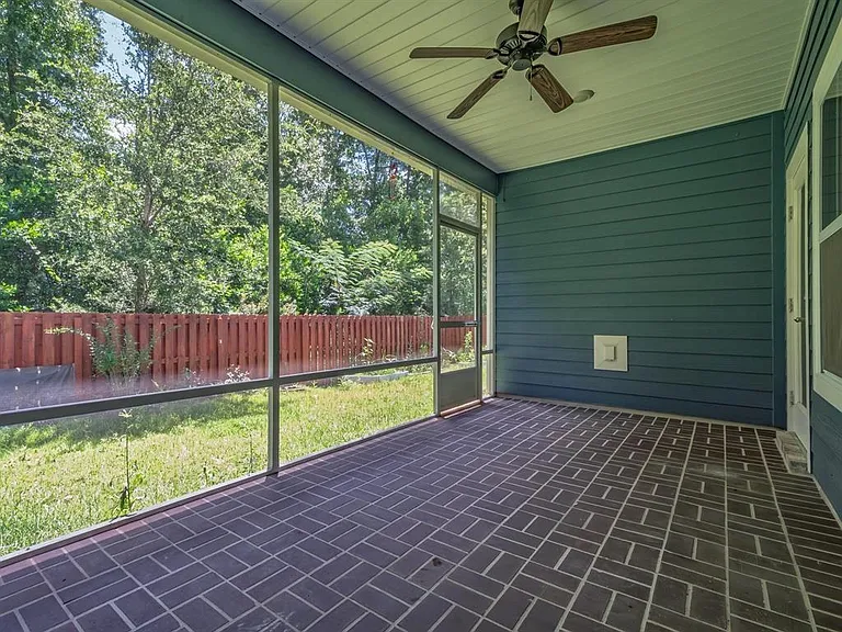 855 Avery Park Dr — Photo 8
