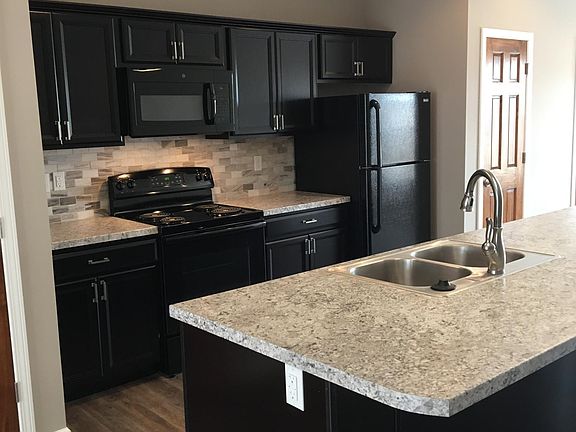 Kitchen with Large Island