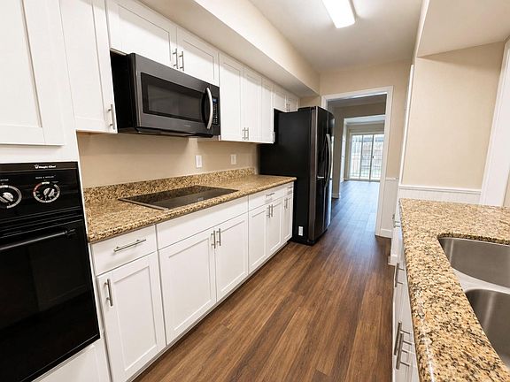 4th image of 1318 Ward Rd #5