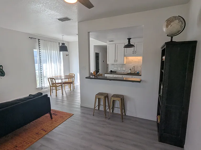 116 Bellair Dr — Photo 22