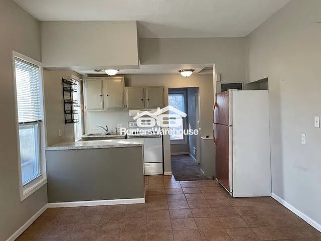 708 Randolph Ave #2 — Photo 4