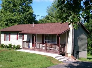 261 Wishbone Cir, Hedgesville, WV 25427
