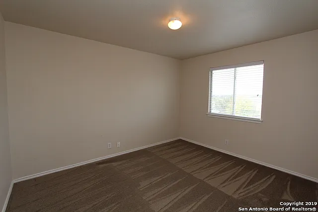 5507 Christina Path — Photo 6