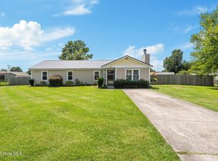 213 Ashwood Ct, Havelock, NC 28532