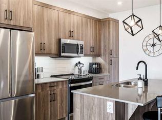 40 S Sage Hill Walk NW #408, Calgary, AB T3R2C5