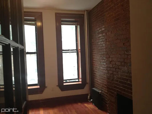 Rented by Point NYC | media 49