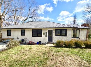 425 N Court St, Fayetteville, WV 25840